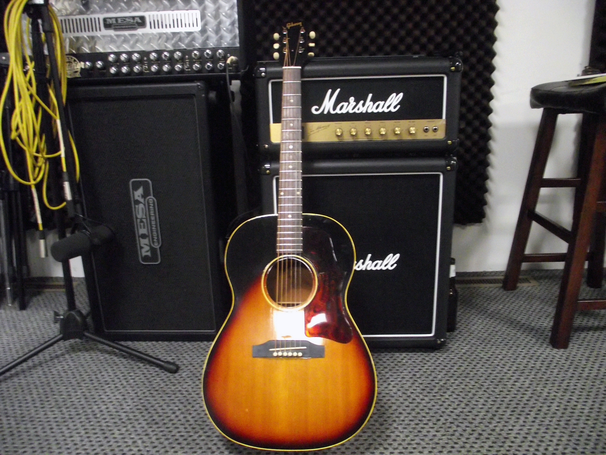 Gibson LG1